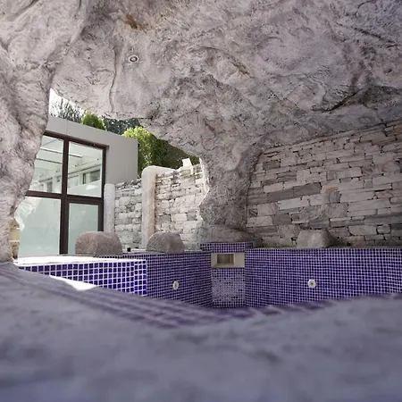 комплекс белите скали Gaytaninovo