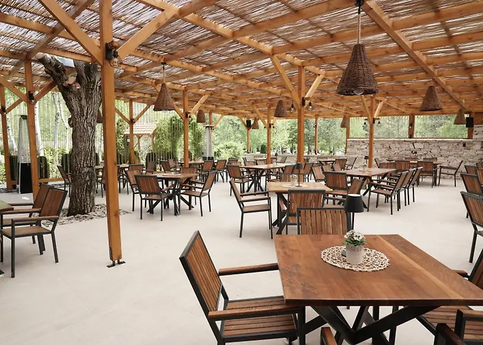 комплекс белите скали Θέρετρο *