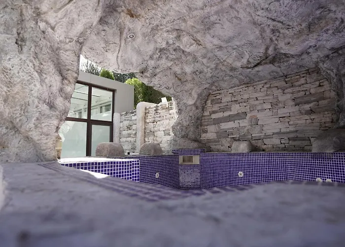 комплекс белите скали Gaytaninovo