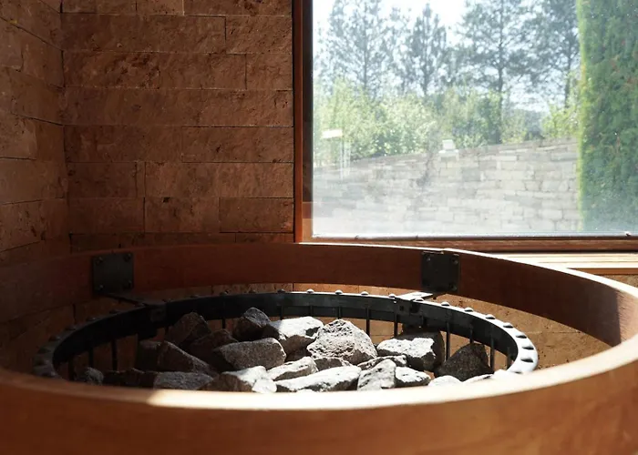 комплекс белите скали Θέρετρο