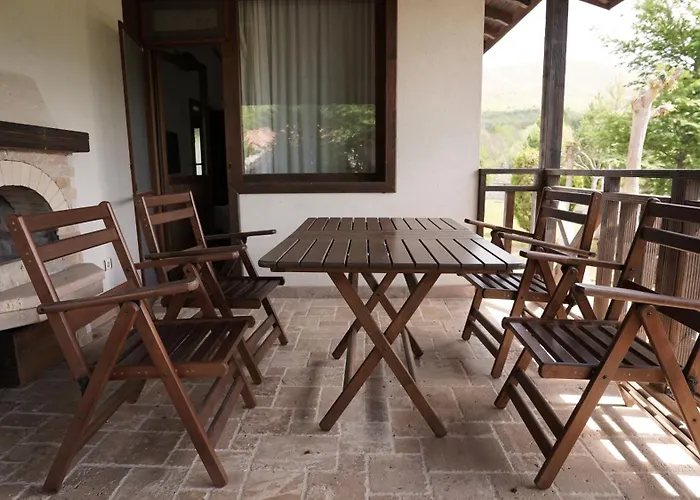 комплекс белите скали Θέρετρο